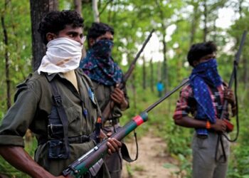 नक्सल-अपडेट : आईईडी धमाके में एक जवान शहीद