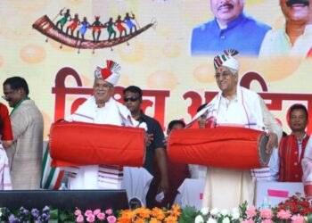 सीएम बघेल सीतापुर में आयोजित विश्व आदिवासी दिवस के कार्यक्रम में हुए शामिल