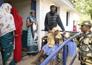 99 वर्षीय यशोदीया ने किया अपने मताधिकार का प्रयोग
