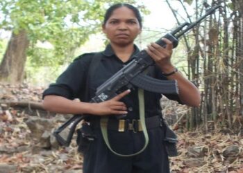 मुठभेड़ में मारी गई महिला नक्सली पर था 5 लाख का इनाम…