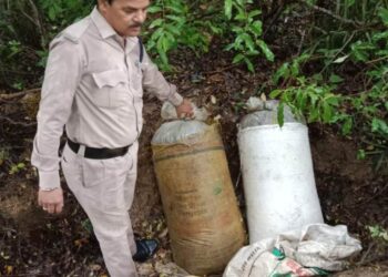 45 लीटर महुआ मदिरा जप्त