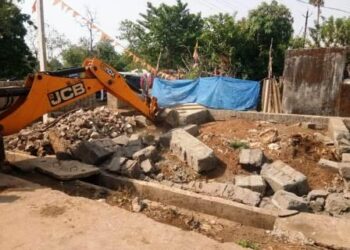 शासकीय भूमि पर अतिक्रमण हटाने हुई तत्परता से कार्यवाही