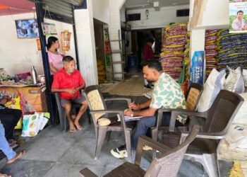 गुणवत्ता जांच के लिए 3 कृषि केन्द्रों से लिए गए बीजों के 8 नमूने