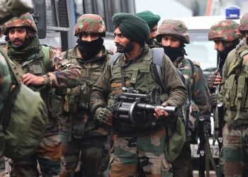 कुलगाम में दो जगहों पर मुठभेड़ में 6 आतंकी ढेर, वीरगति को प्राप्त हुए 2 जवान…