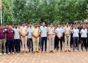 लक्ष्य निर्धारित कर कड़ी मेहनत करें, सफलता अवश्य मिलेगी : एसपी पल्लव