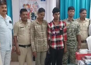 12 लाख की सिगरेट चुराने वाले जीजा-साले गिरफ्तार…