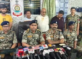 पोटाश बताकर किसानों को बेचा नमक, 4 ठग राजस्थान से गिरफ्तार…