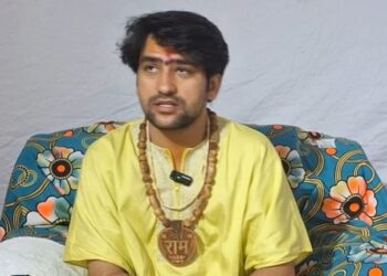 धर्मांतरण नक्सलवाद से भी बड़ा खतरा : पं धीरेन्द्र शास्त्री