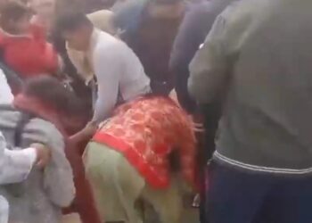 पंडित प्रदीप मिश्रा की कथा में भगदड़, कई महिलाएं घायल…