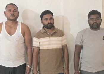 मुकेश चंद्रकार हत्याकांड: तीन आरोपी गिरफ्तार, अवैध निर्माण पर भी चला बुलडोजर