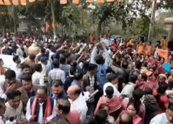 रामविचार नेताम को 500 महिलाओं ने घेरा, जानें क्या है मामला…