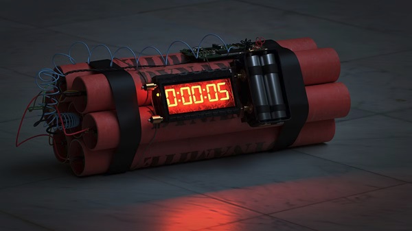 मुंबई के दो बड़े स्कूलों को बम से उड़ाने की धमकी